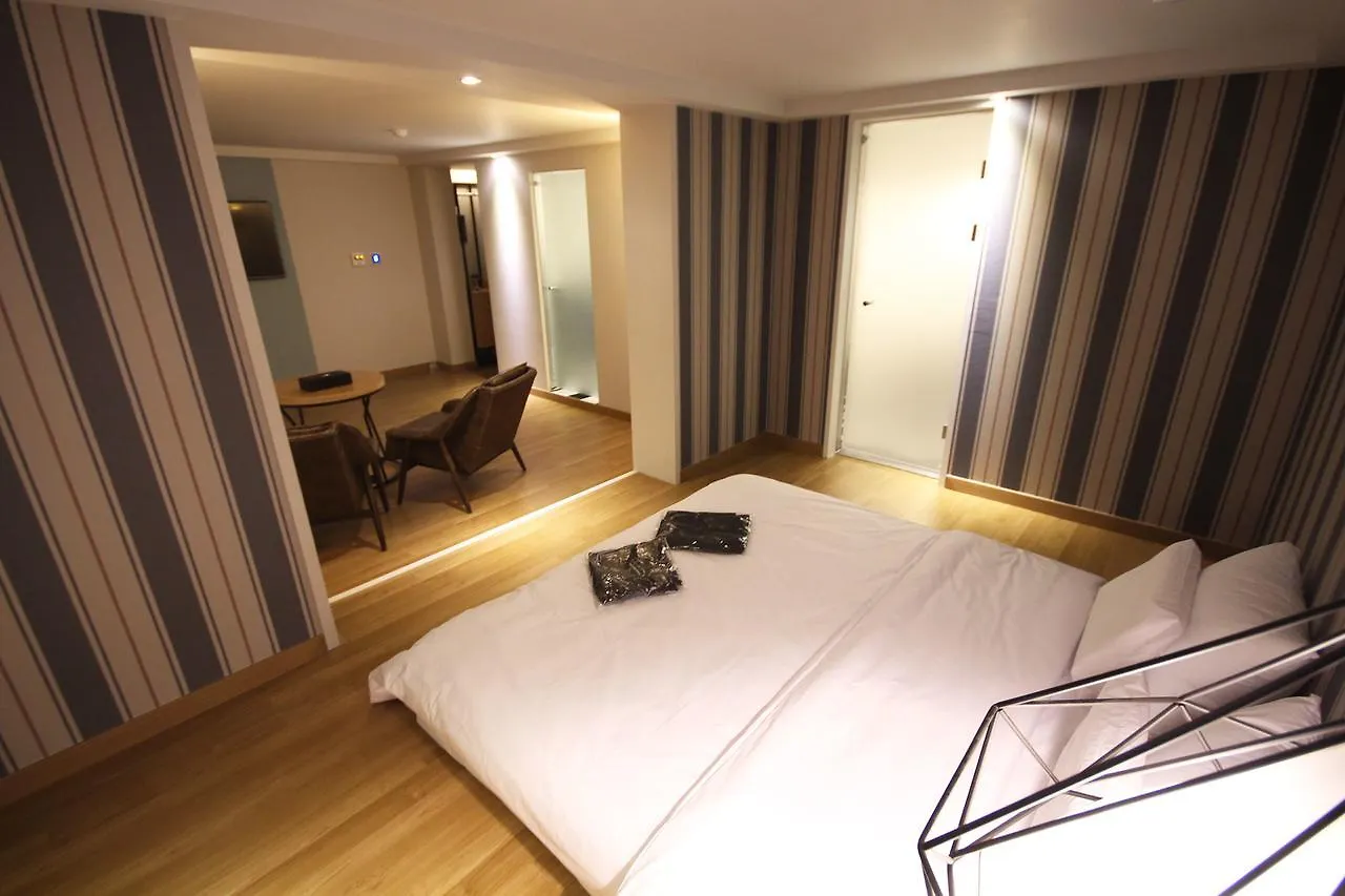 Hotel Muri Busan 2*,  South Korea