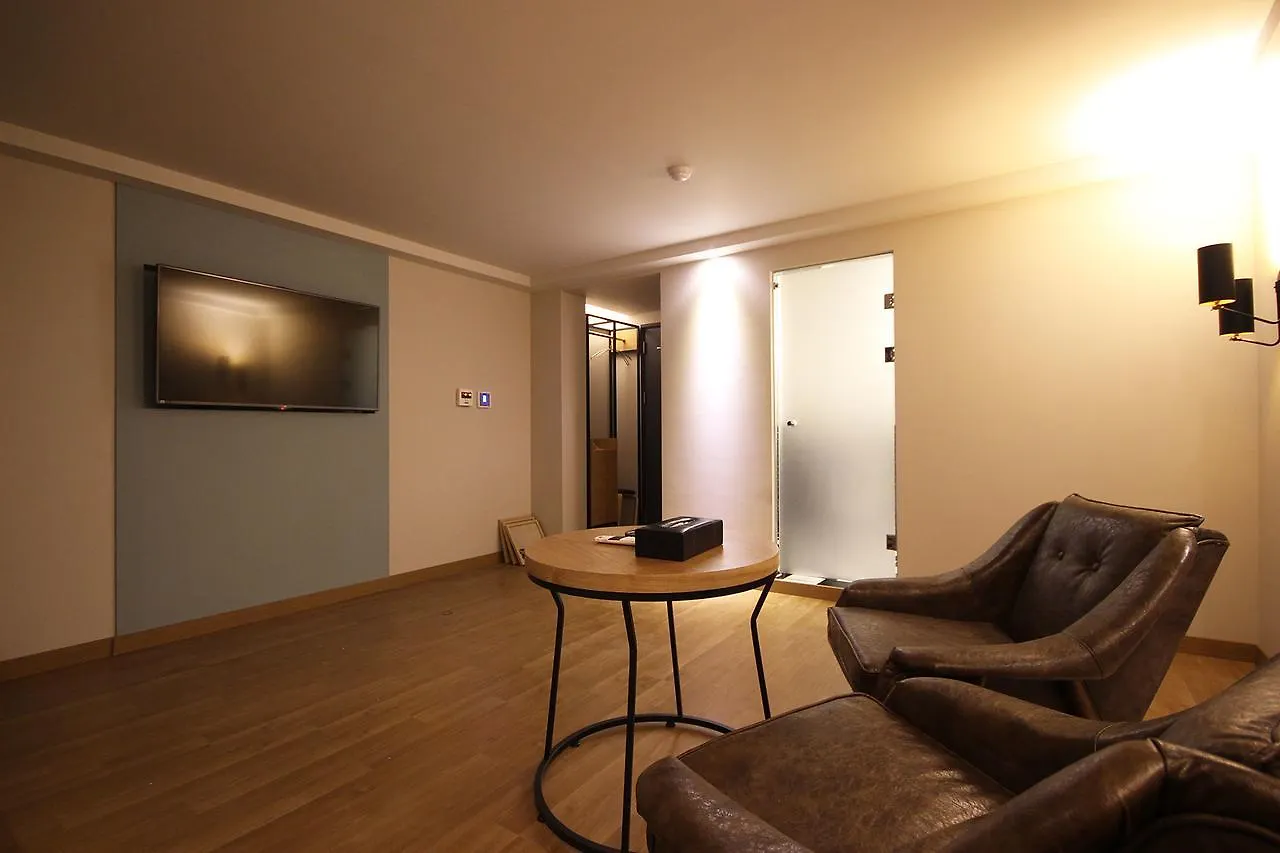 Hotel Muri Busan 2*,  South Korea