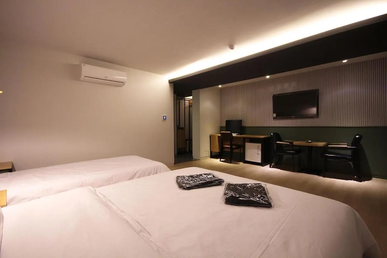 Hotel Muri Busan 2*,